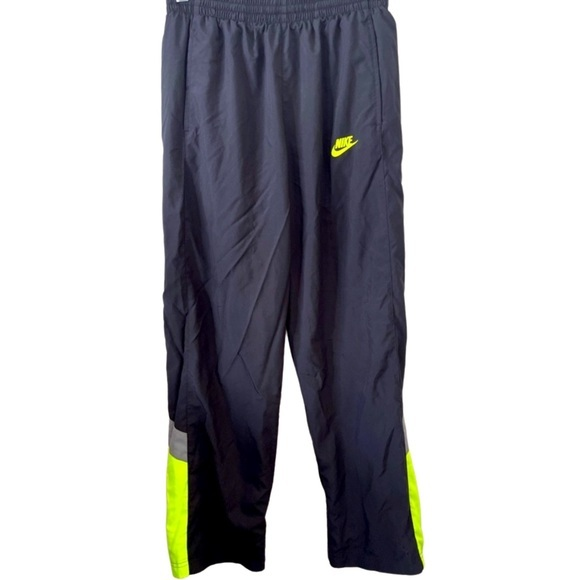 Nike youth athletic‎ wind pants track pants size XL - Picture 1 of 4
